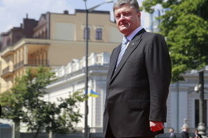 Петр Порошенко: Террористы должны сложить оружие