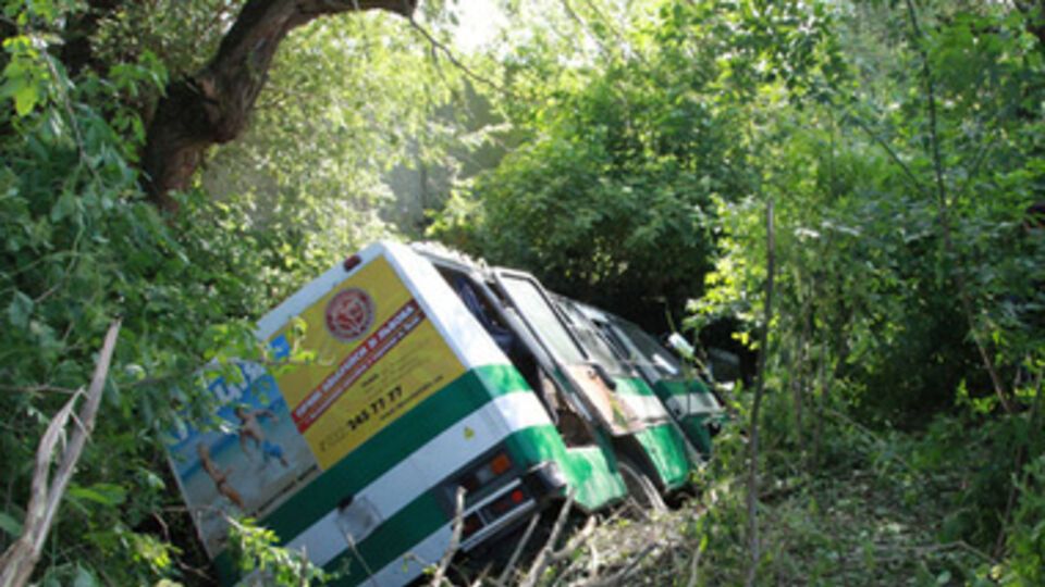 Водитель сообщил, что у автобуса отказали тормоза