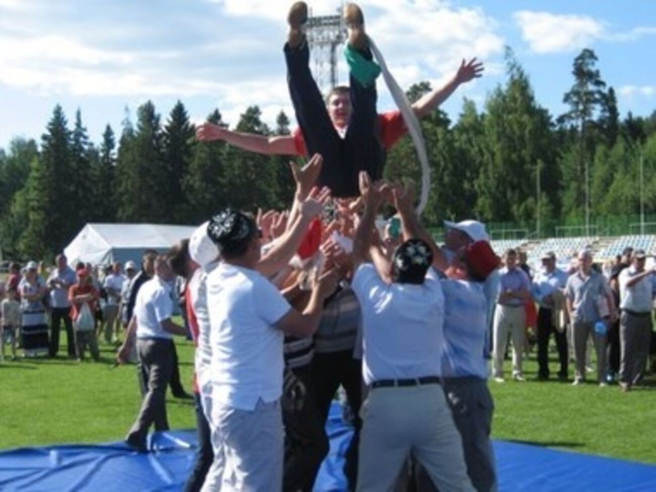 Татары тоже сегодня отмечают национальный праздник