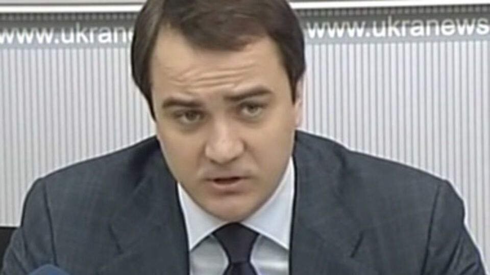 Нужно подписывать новый контракт, по которому Украина будет покупать газ по среднеевропейской цене, заявил Павелко