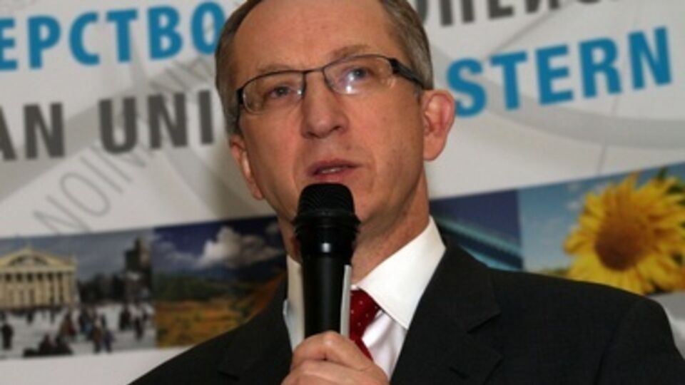 Посол ЕС в Украине Ян Томбинский
