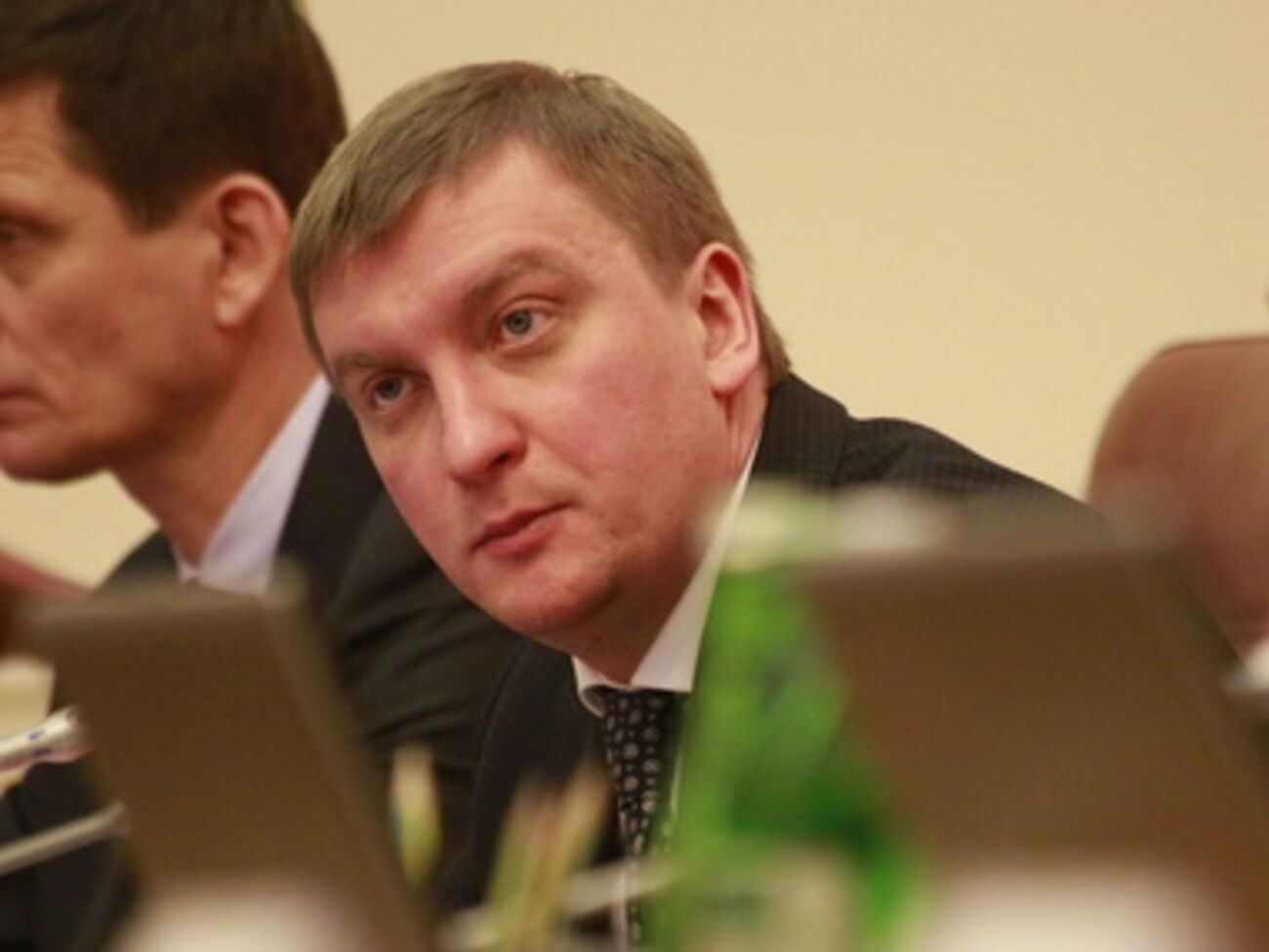 Электронные торги --- это наиболее эффективный способ борьбы с коррупцией, считает Петренко