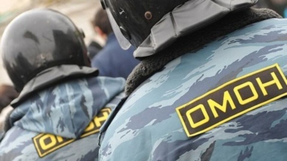 День России в Симферополе охранял ОМОН