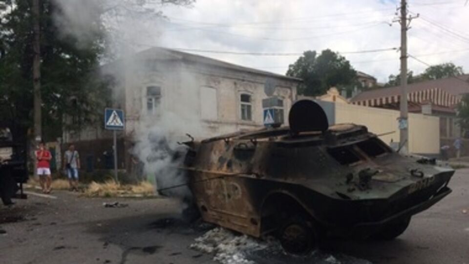 Подбитая техника боевиков в Мариуполе