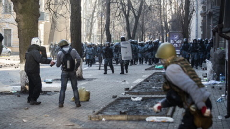 От огнестрельных ранений погибли 76 человек, 145 были травмированы