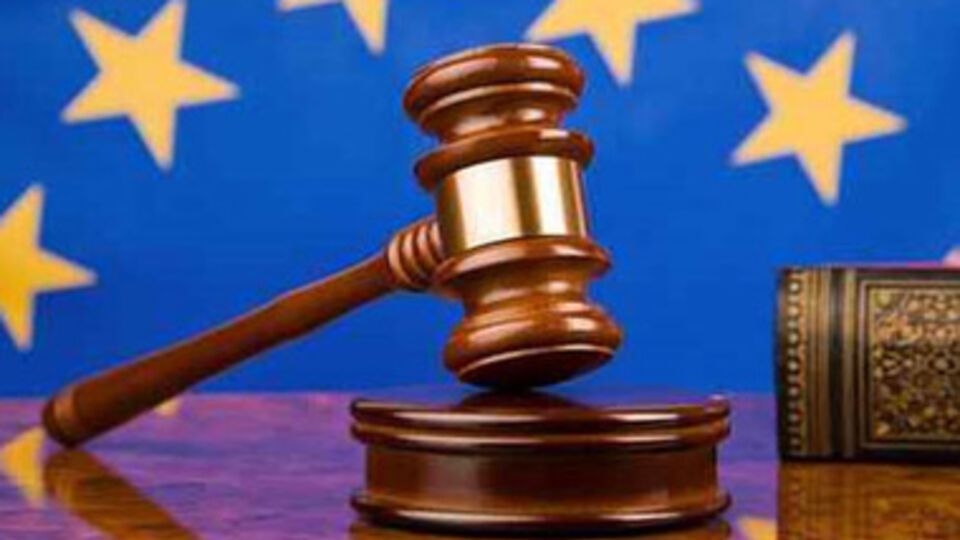 Экс-представители власти требуют отменить запрет на въезд в страны ЕС и разморозить активы