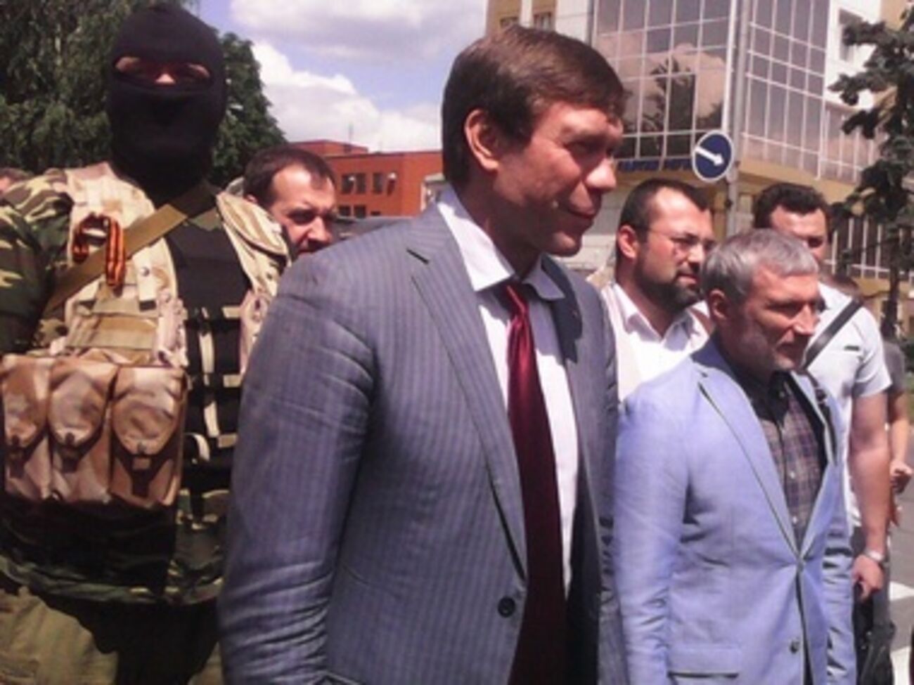 Перед Макеевкой Олег Царев посетил Луганск и Донецк