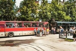 Из России в Украину автобус с воспитанниками дома ребенка сопровождал генеральный консул Украины в Ростове-на-Дону