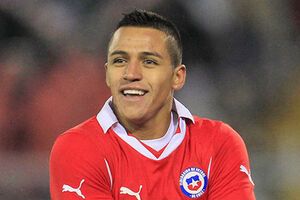 Форвард Алексис Санчес забил первый гол в ворота соперника