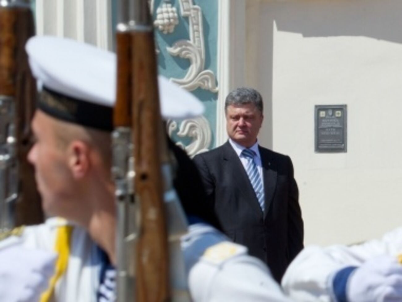 Петр Порошенко объявил траур в Украине