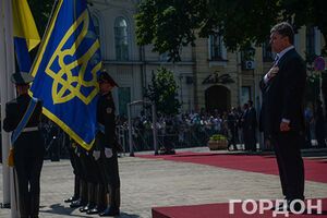 Петр Порошенко подписал указ о трауре по погибшим в АТО