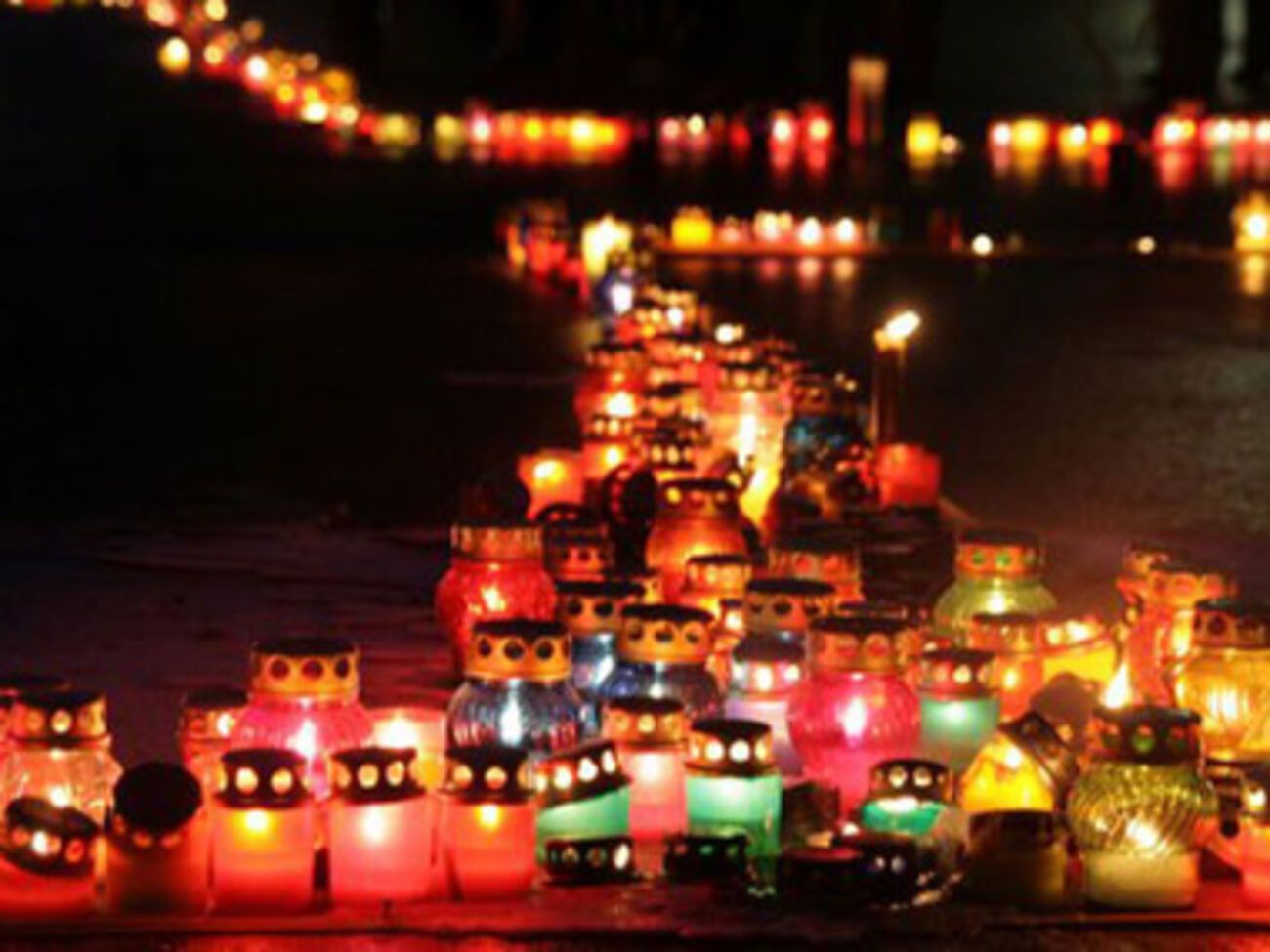 14 июня в Мелитополе прошел митинг-реквием памяти погибших военнослужащих в Луганске