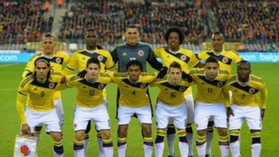 Колумбийцы стартовали на ЧМ-2014 с крупной победы