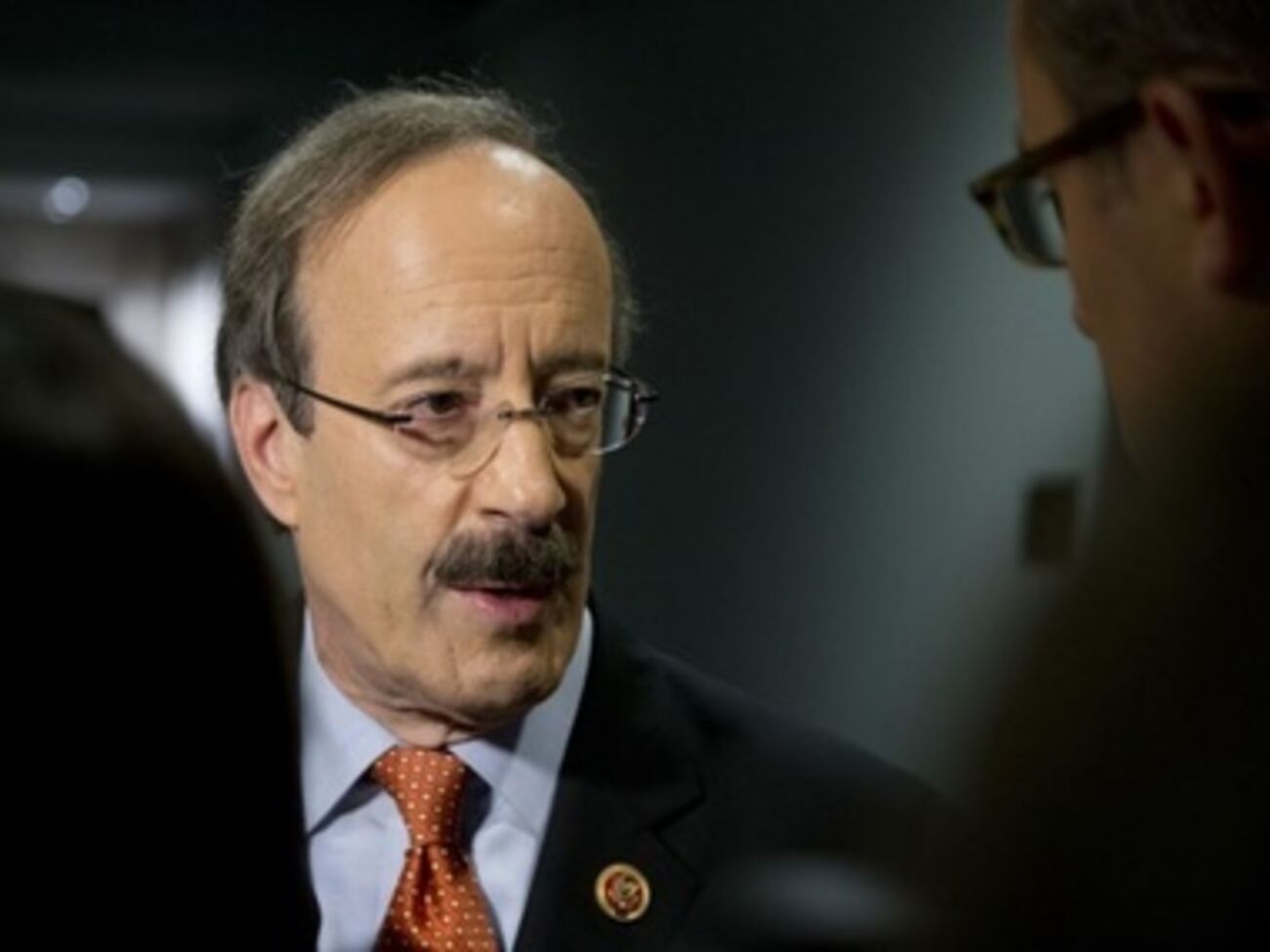 Элиот Энгель призвал Вашингтон озвучить новые санкции против России