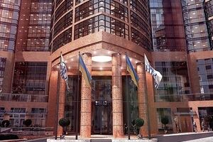 Участники газовых переговоров встретились в отеле Hilton
