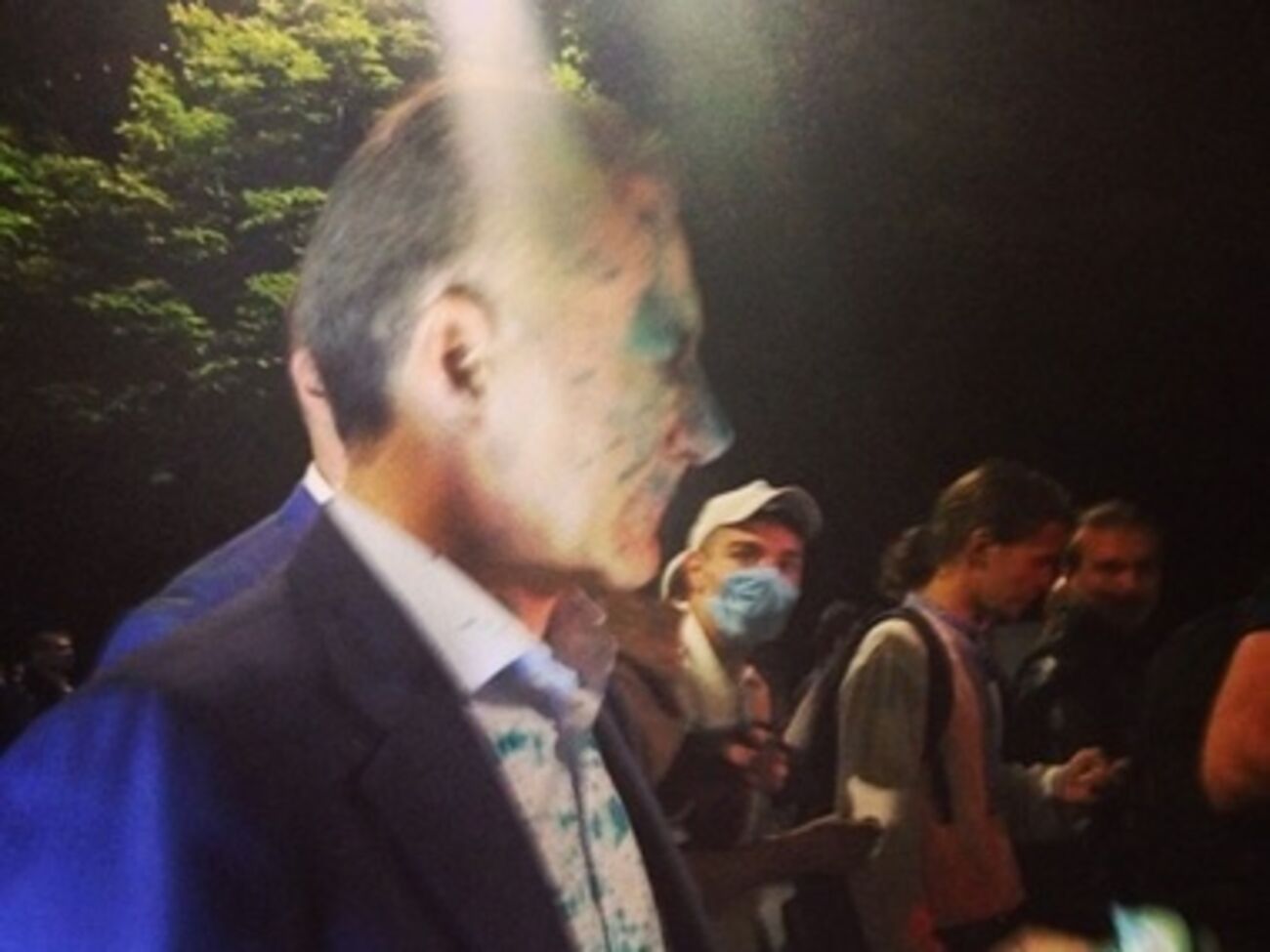 Протестующим не понравился "Лексус", на котором приехал Николай Рудьковский