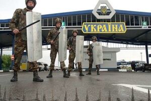 На сегодняшний день перекрыты 248 км границы с Россией, заявил Коваль