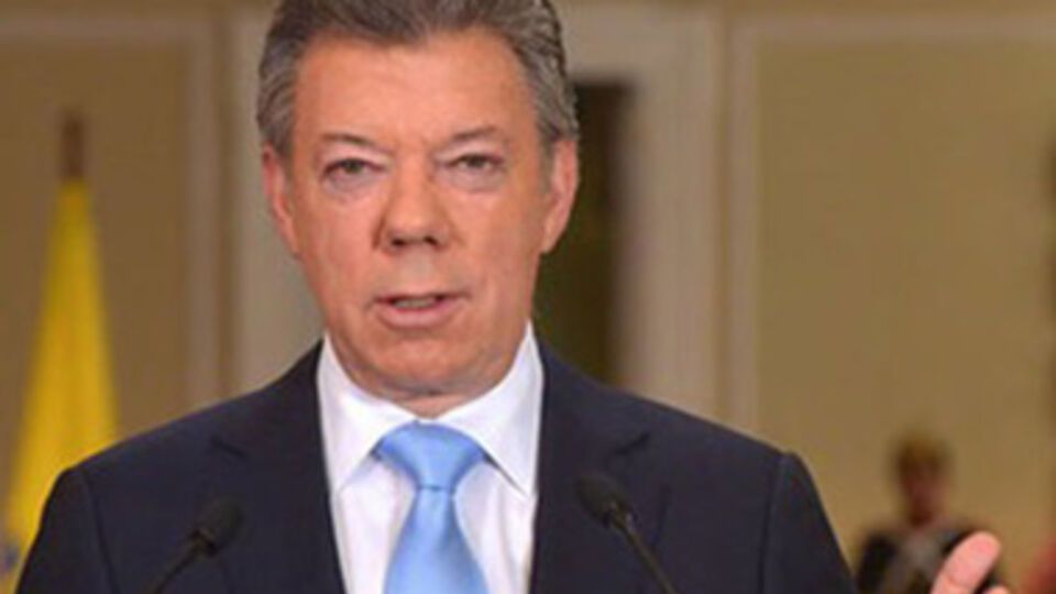 Сантос надеется договориться с колумбийскими повстанцами