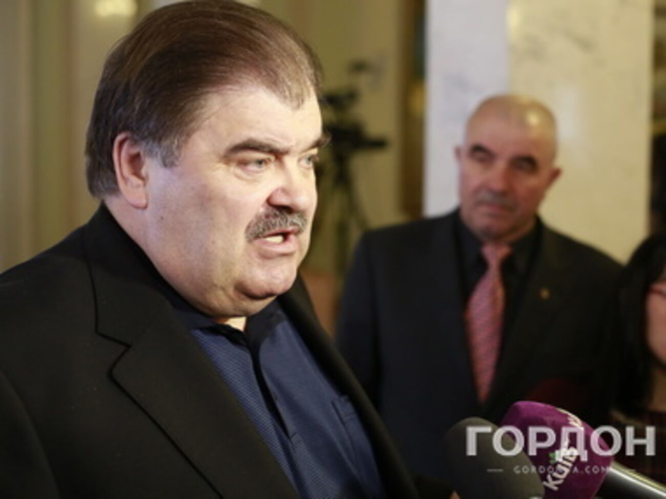 Владимир Бондаренко сообщил, что киевские предприятия передали батальону 12 единиц техники