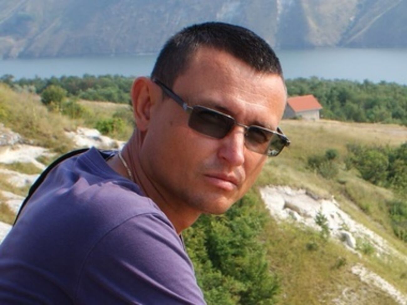 Владислав Селезнев сообщил, что боевики продолжают обстреливать позиции сил АТО