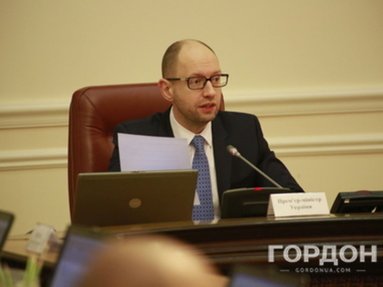 Арсений Яценюк: На российское давление мы поддаваться не будем