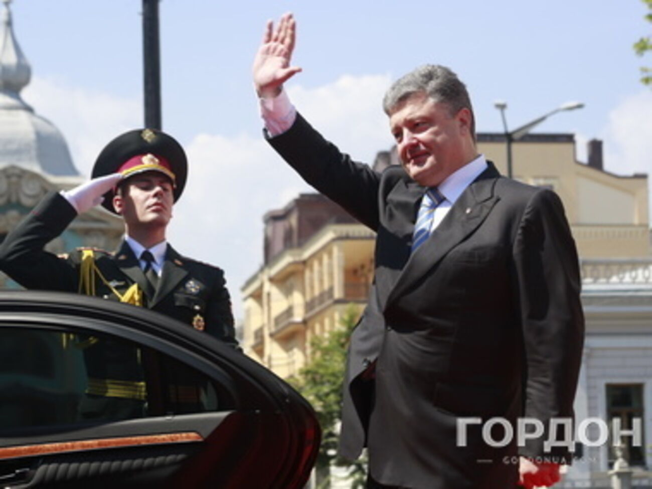 Петр Порошенко выступил за мирное урегулирование конфликта