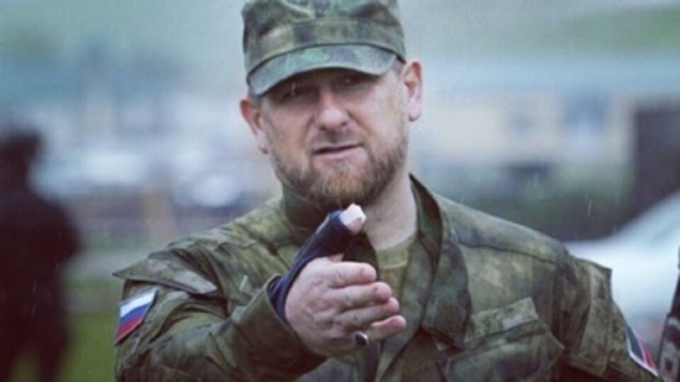 Дещица должен стоя на коленях попросить прощения, считает Кадыров