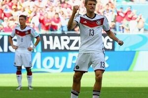 Автор хет-трика Томас Мюллер