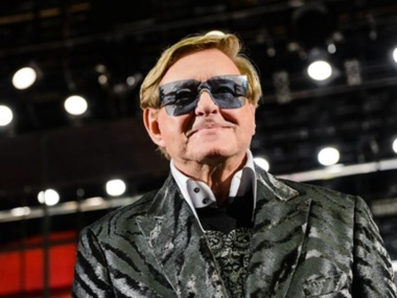 Роман Виктюк &ndash; жителям Донбасса: Вы живете вне Бога, вы Его не слышите