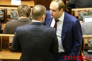 Депутаты приняли закон для поддержания стабильности украинского финансового сектора