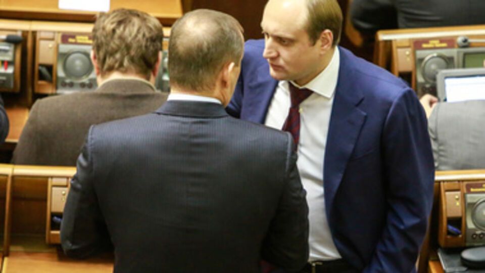 Депутаты приняли закон для поддержания стабильности украинского финансового сектора