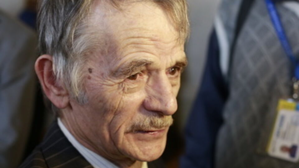 Мустафа Джемилев обвинил российские власти в попытках помешать крымским татарам отмечать их праздники