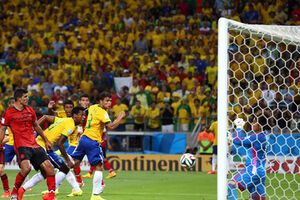 Вратарь мексиканцев неоднократно спасал сборную от поражения