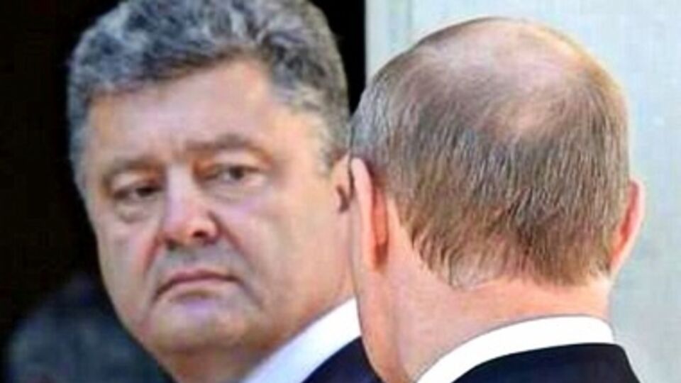 У Порошенко сообщили, о чем он говорил с Путиным