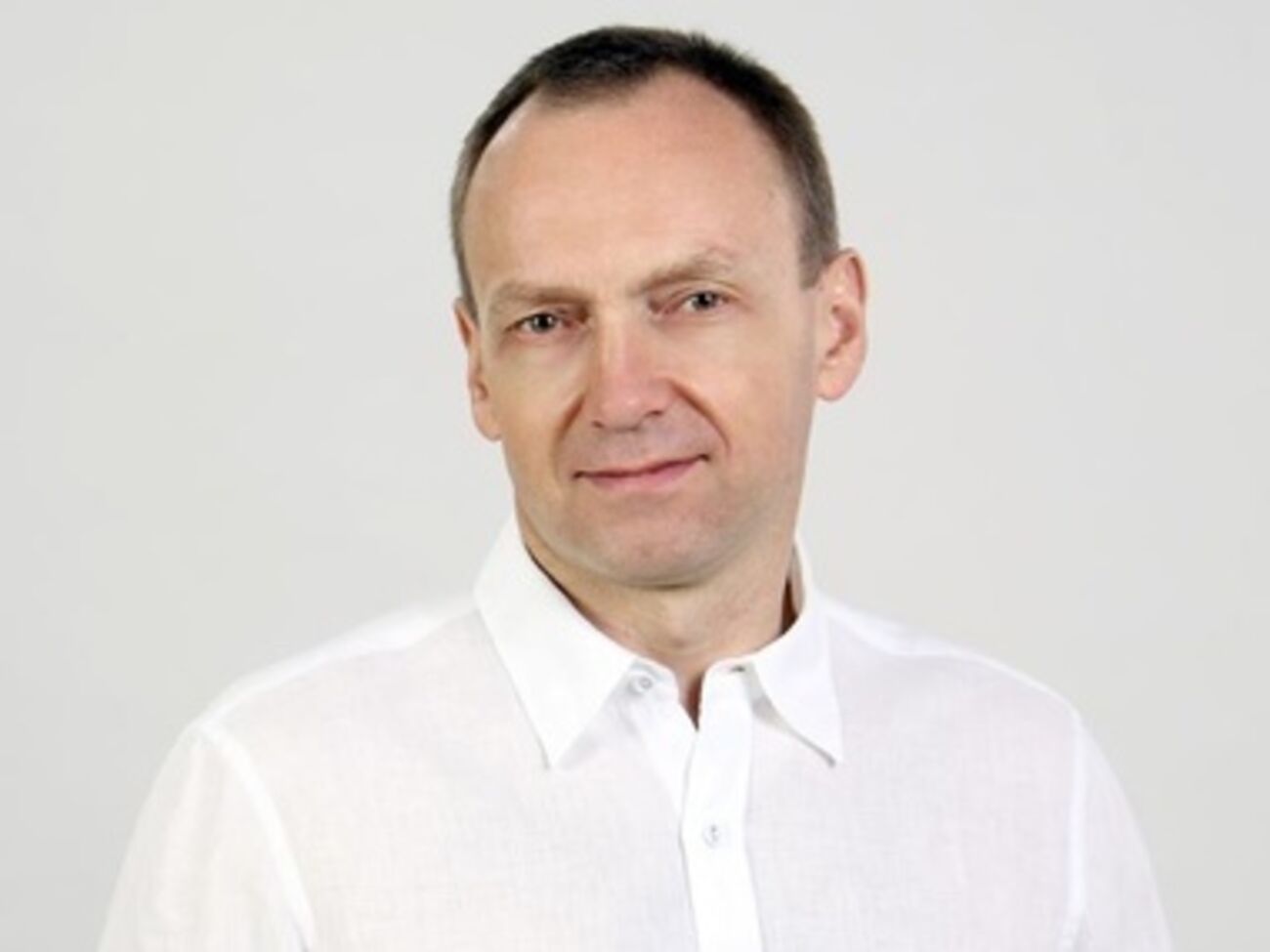 До февраля текущего года Владислав Атрошенко был членом фракции Партии регионов