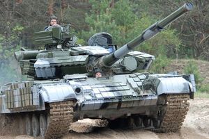 Террористы подбили танк сил АТО