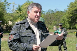Арсен Аваков пообещал быть "неудобным путинскому режиму"