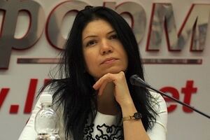 Боевики разрешают работать представителям российских СМИ, а украинских и западных журналистов берут в плен, заявила Сюмар