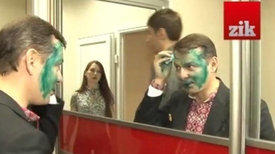 Ляшко облили зеленкой во Львове