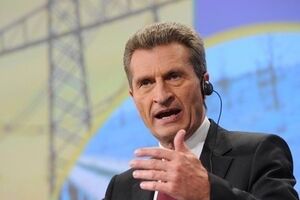 Эттингер: Пока никаких перебоев с поставками российского газа в ЕС нет