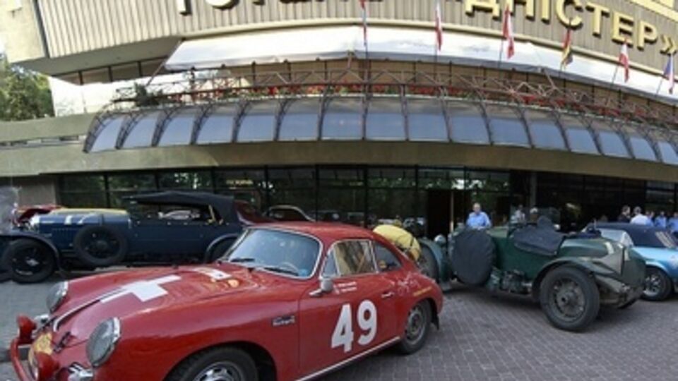 Фестиваль ретро-автомобилей отложен