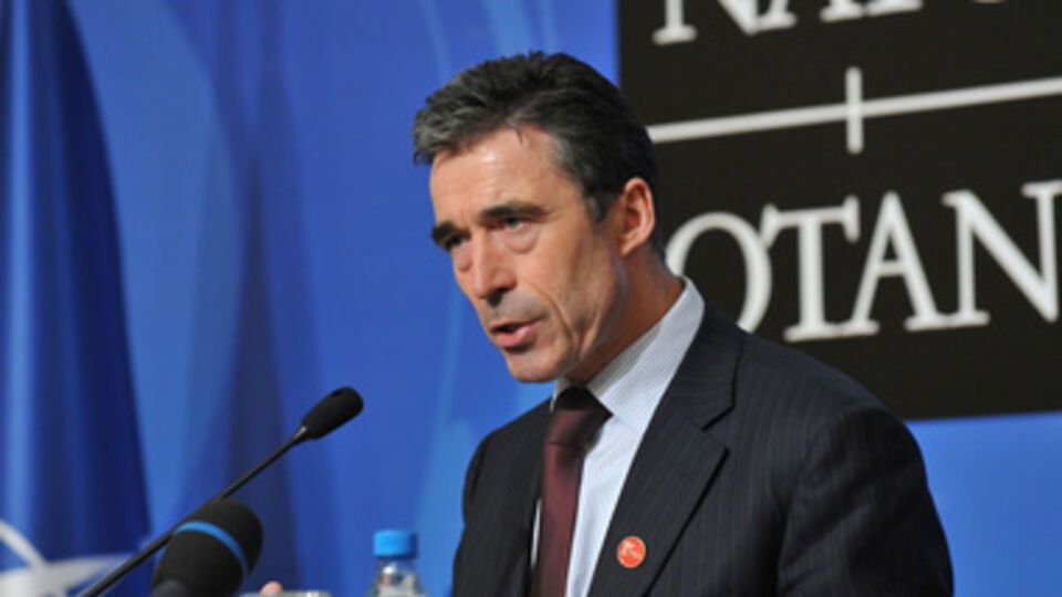 Расмуссен пригрозил России новыми санкциями