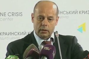 Украинские власти ведут работу над повышением безопасности трубопроводов, отметил Продан