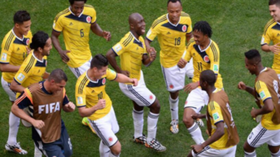 Колумбийцы празднуют победу