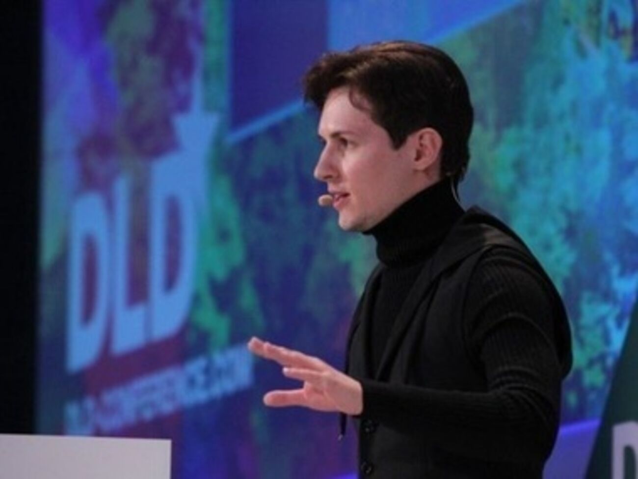 Дуров обвинил бывших компаньонов в мошенничестве