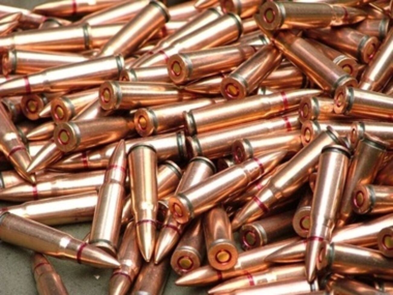 Луганский патронный завод контролирует ЛНР