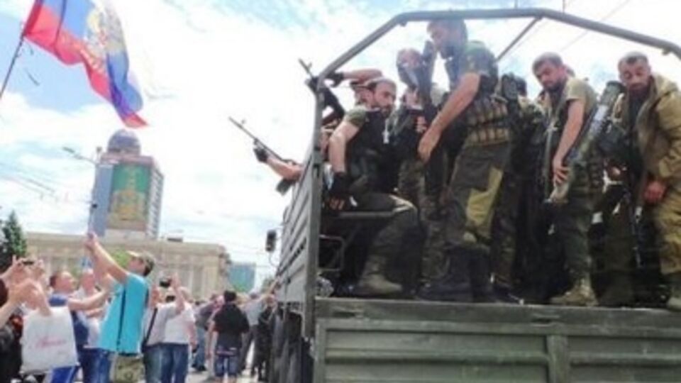 Донецкие террористы отпустили журналистов после "беседы" в здании облгосадминистрации