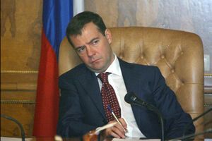 Дмитрий Медведев сообщил, что РФ будет выяснять торговые отношения с США