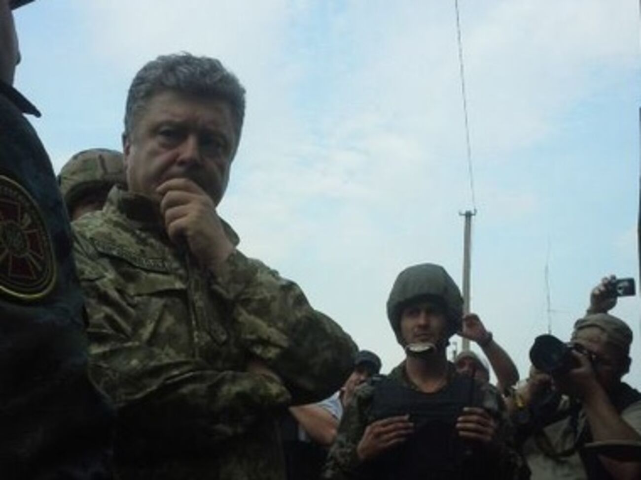 Порошенко посетил лагерь антитеррористического центра Национальной гвардии в Изюме