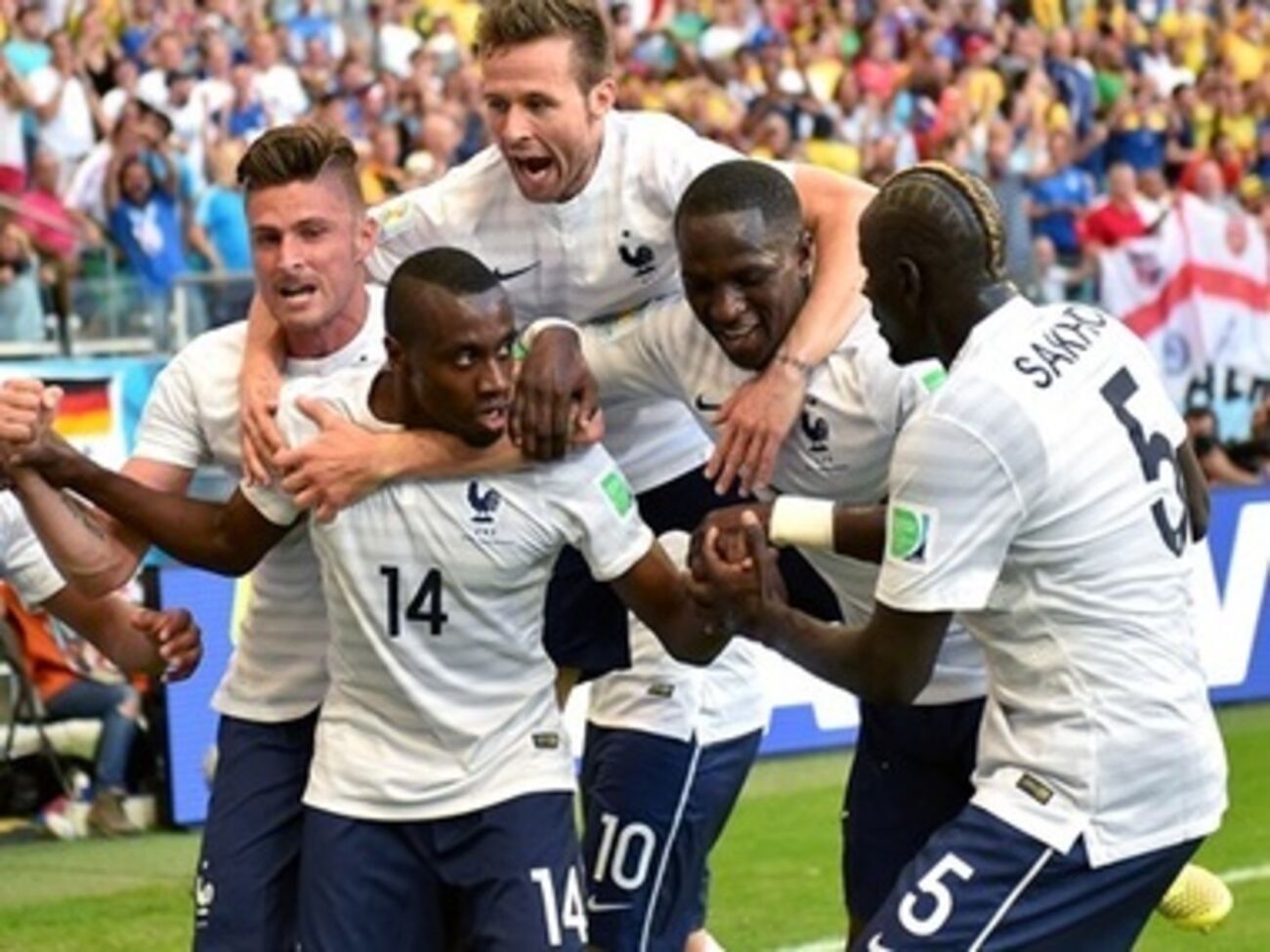 Франция не оставила камня на камне от Швейцарии